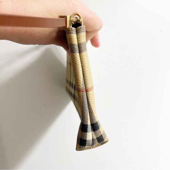 Burberry Vintage Mini Purse - Picture 11 of 13